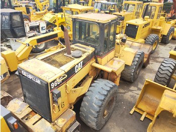 Chargeuse sur pneus CATERPILLAR 966F