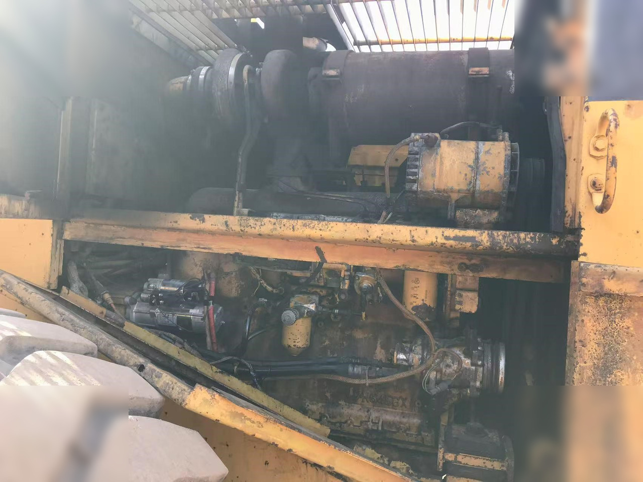 Chargeuse sur pneus CATERPILLAR 966F I