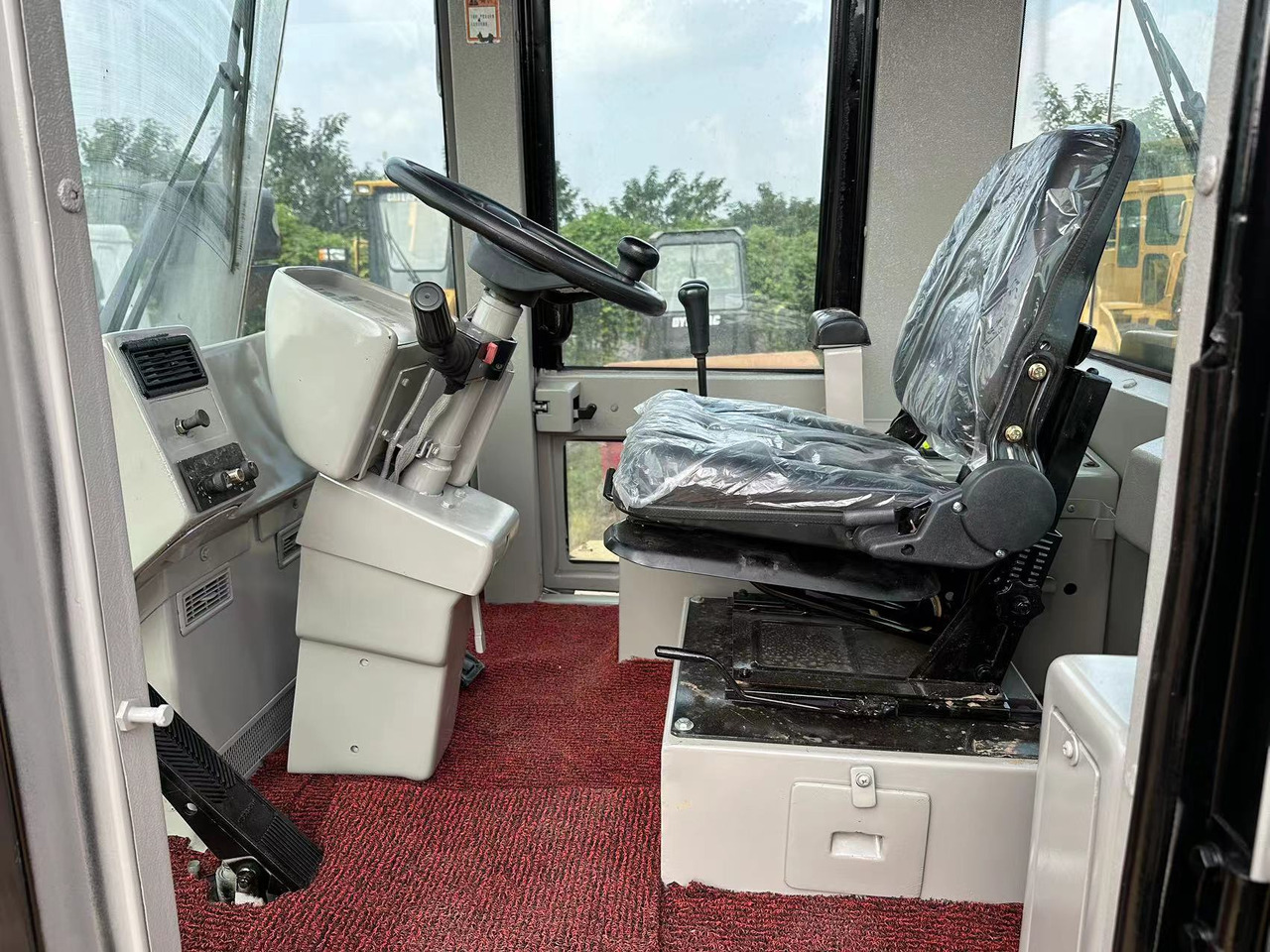 Chargeuse sur pneus CATERPILLAR 966G