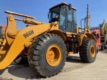 Chargeuse sur pneus CATERPILLAR 966H