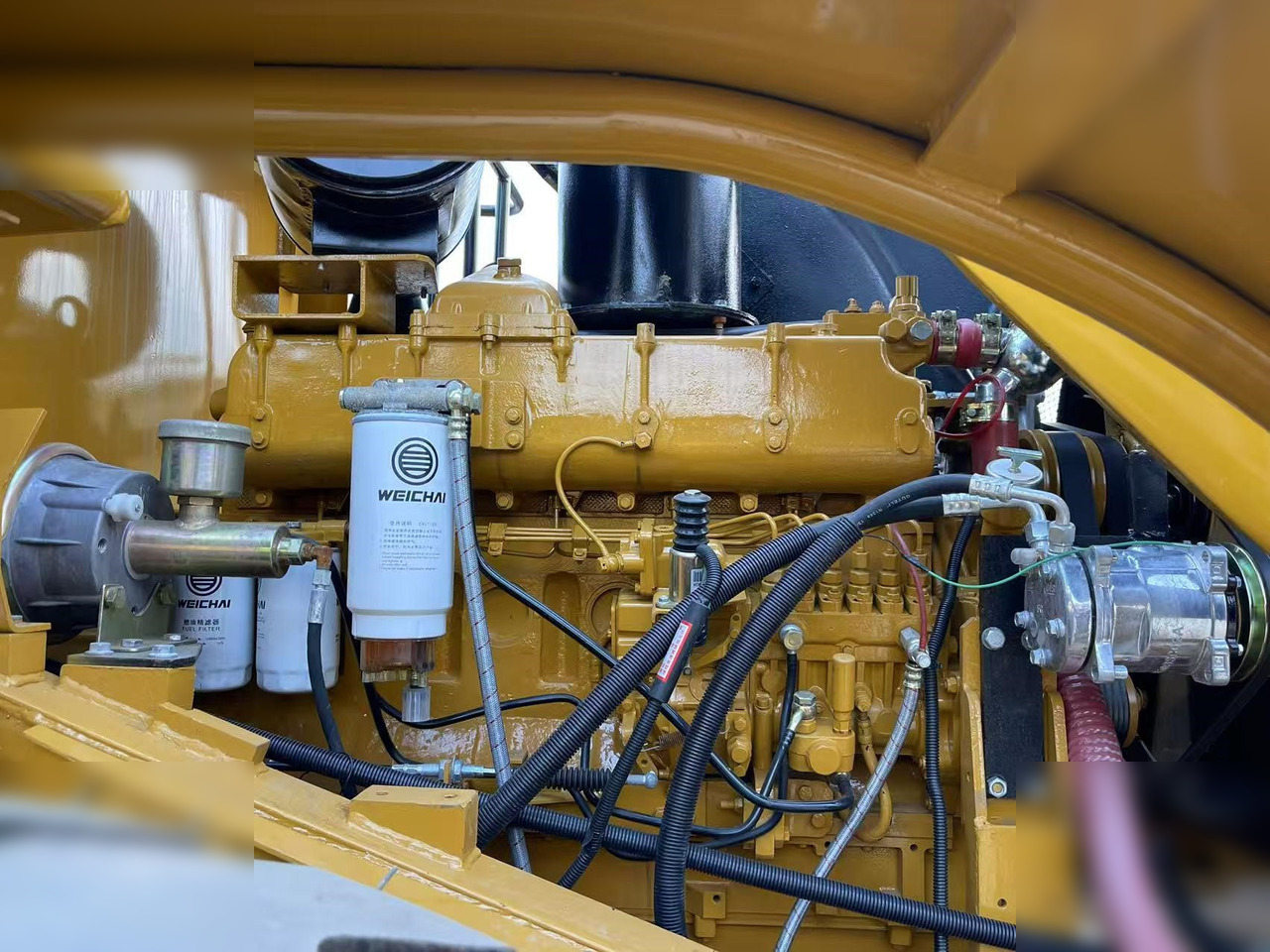 Chargeuse sur pneus CATERPILLAR 966H