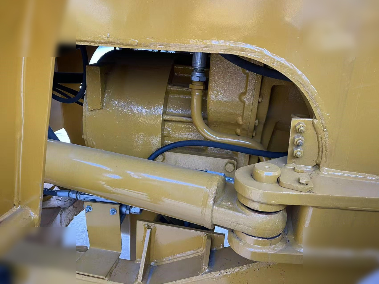 Chargeuse sur pneus CATERPILLAR 966H