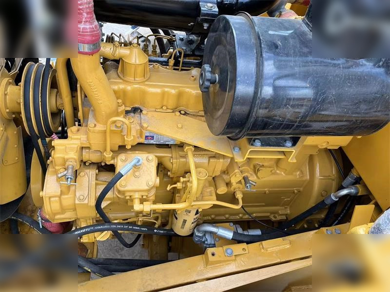 Chargeuse sur pneus CATERPILLAR 966H