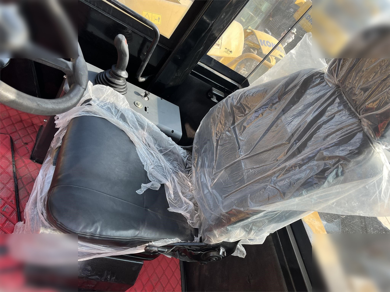 Chargeuse sur pneus CATERPILLAR 966H