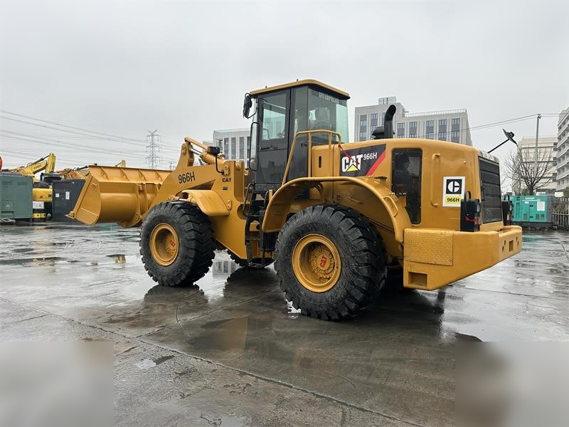 Chargeuse sur pneus CATERPILLAR 966H
