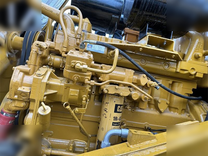 Chargeuse sur pneus CATERPILLAR 966H