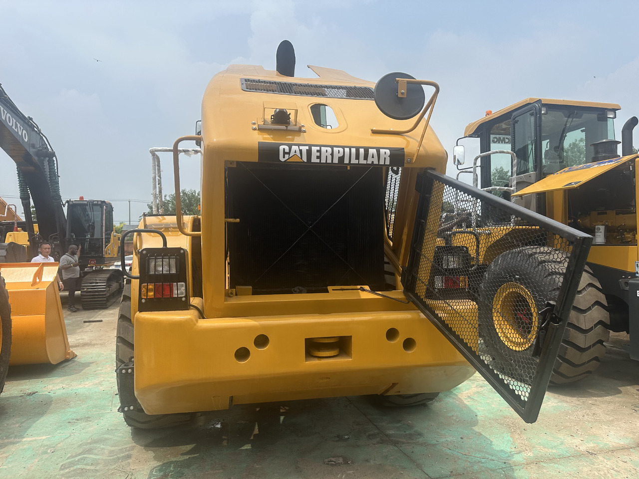 Chargeuse sur pneus CATERPILLAR 966H
