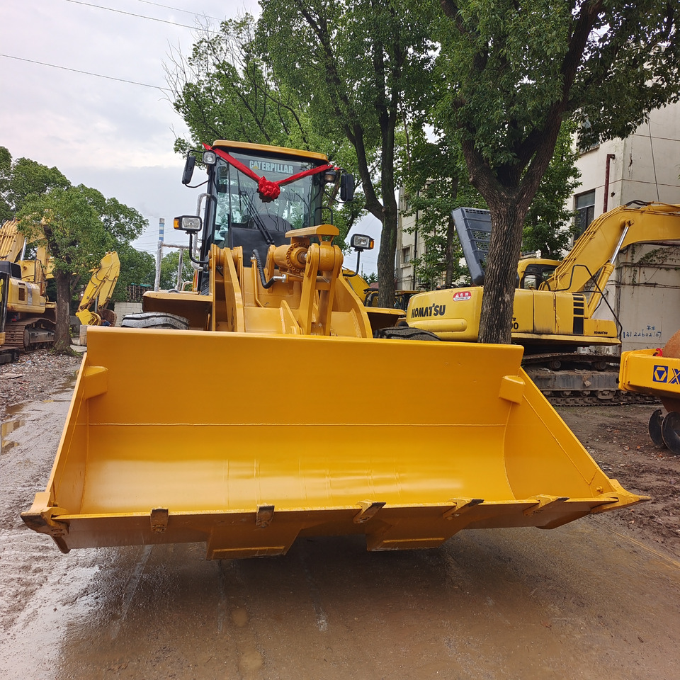 Chargeuse sur pneus CATERPILLAR 966H 950H 950GC