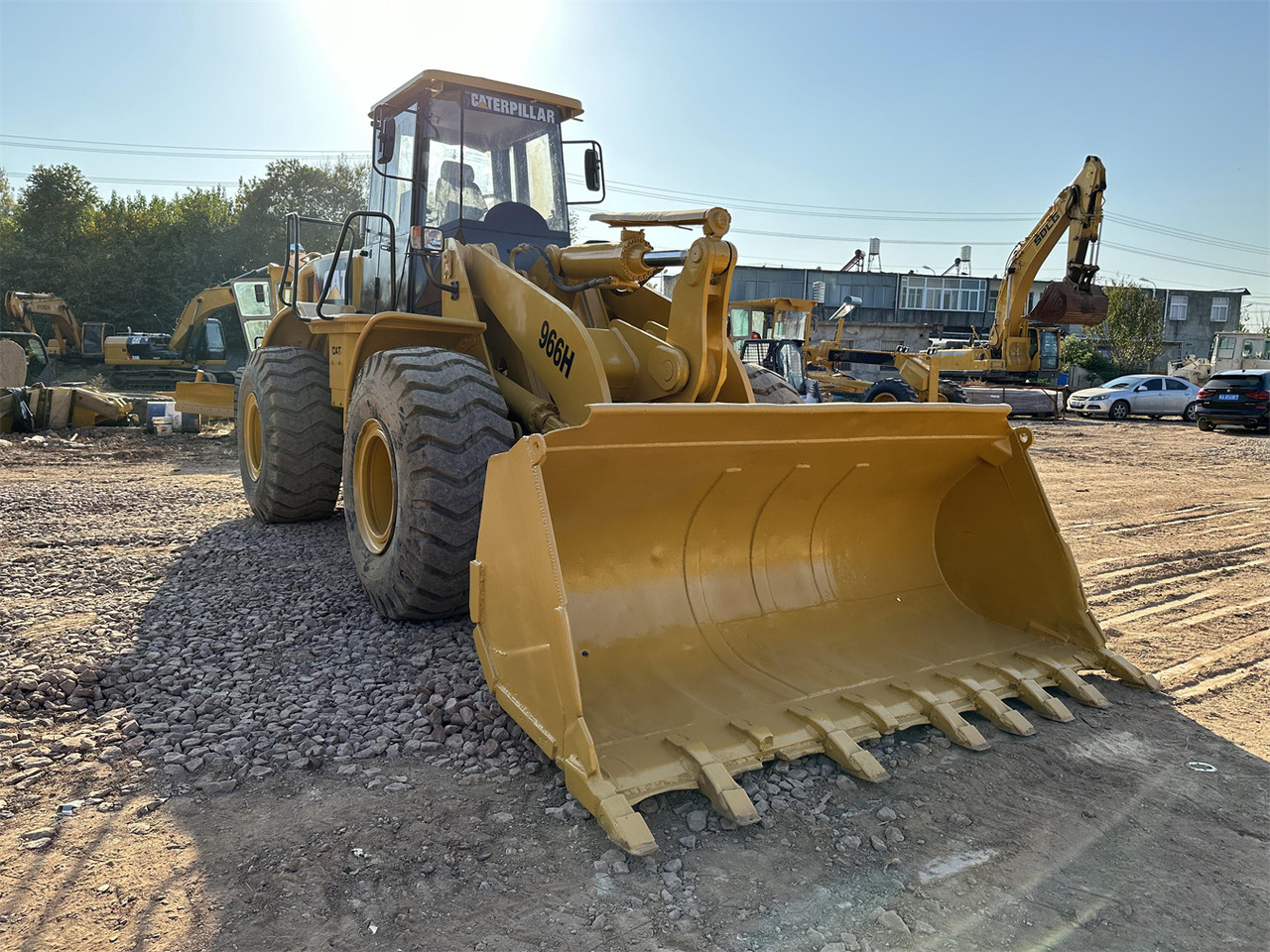Chargeuse sur pneus CATERPILLAR 966H wheel loader