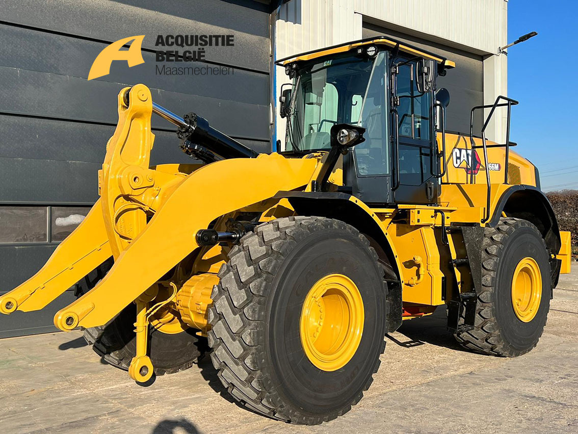 Chargeuse sur pneus CATERPILLAR 966M