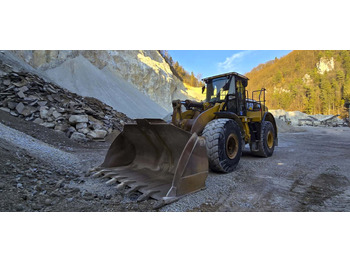 Chargeuse sur pneus CATERPILLAR 966MXE