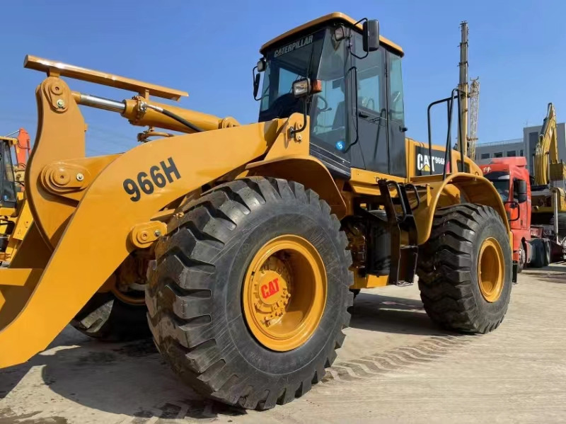 Chargeuse sur pneus CATERPILLAR 966h