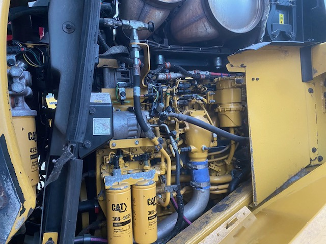 Chargeuse sur pneus CATERPILLAR 972MXE