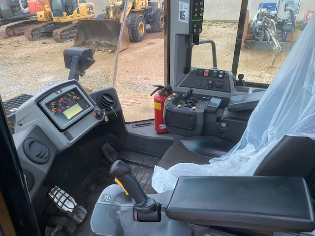 Chargeuse sur pneus CATERPILLAR 972MXE