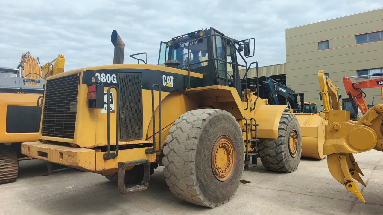 Chargeuse sur pneus CATERPILLAR 980G