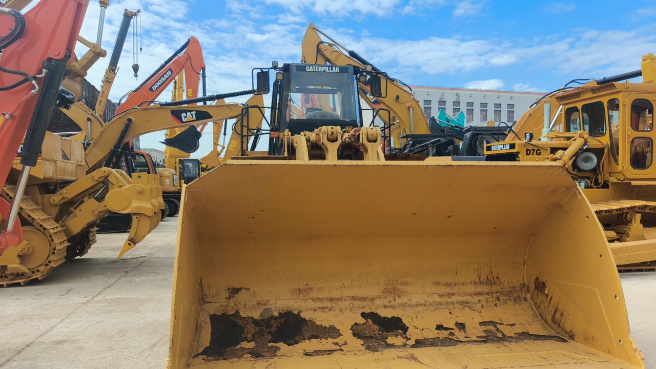 Chargeuse sur pneus CATERPILLAR 980G