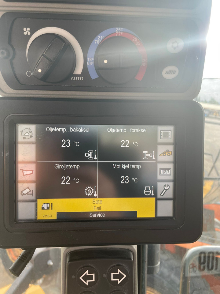 Chargeuse sur pneus CATERPILLAR 980 M