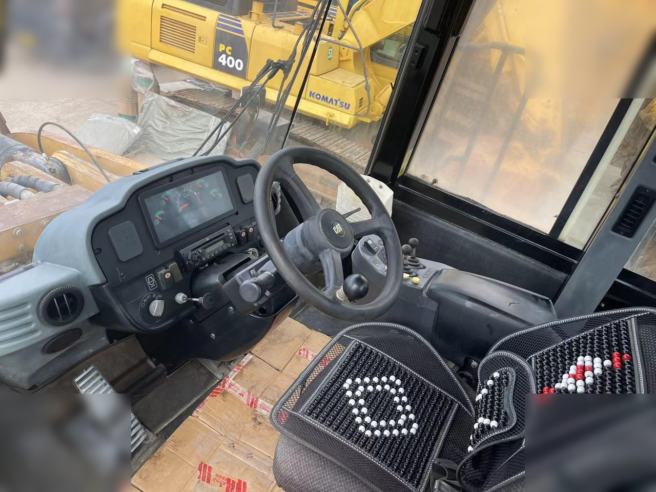 Chargeuse sur pneus CATERPILLAR 986H