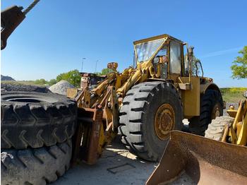 Chargeuse sur pneus CATERPILLAR 988B