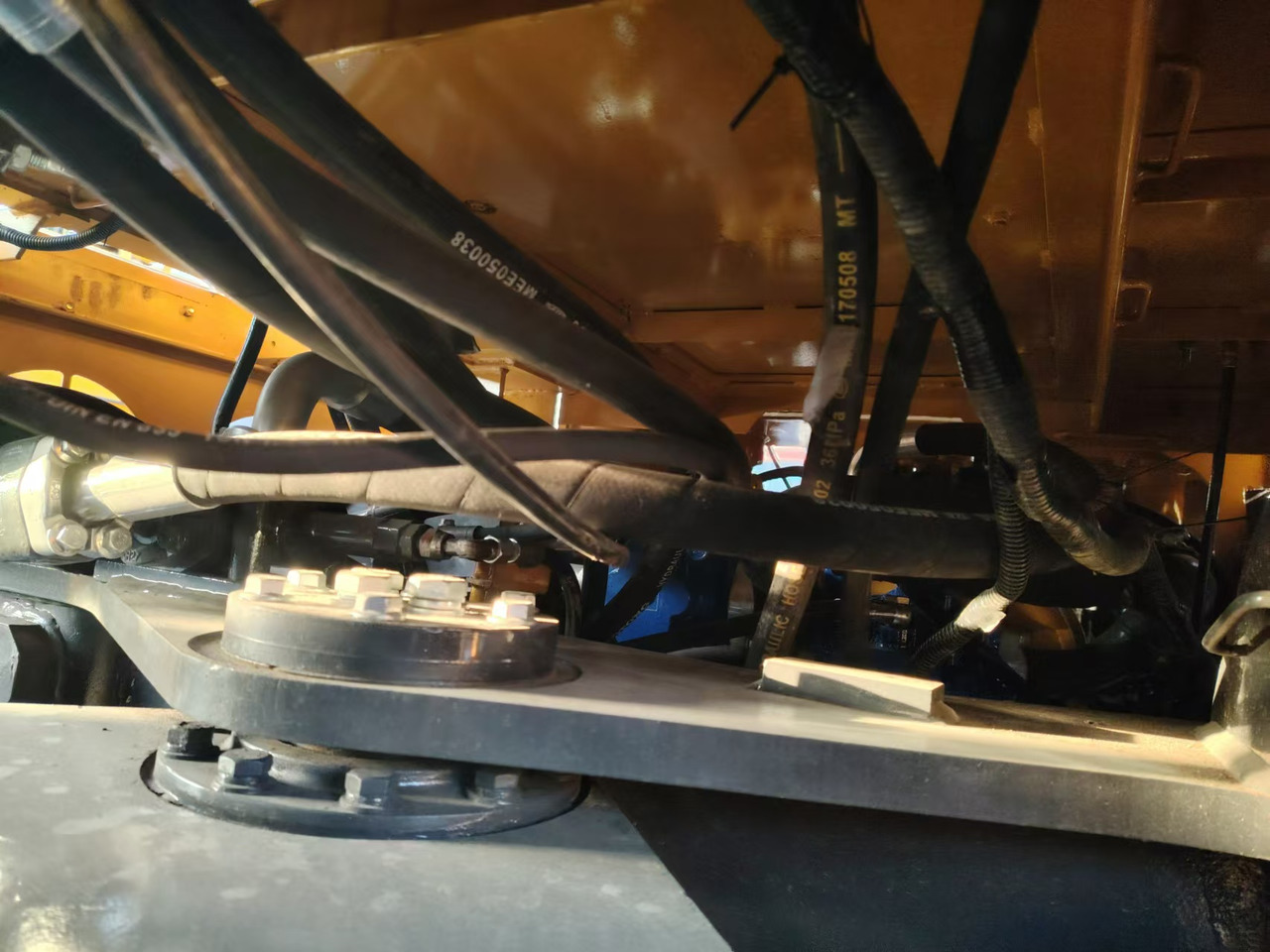 Chargeuse sur pneus CATERPILLAR LG958F
