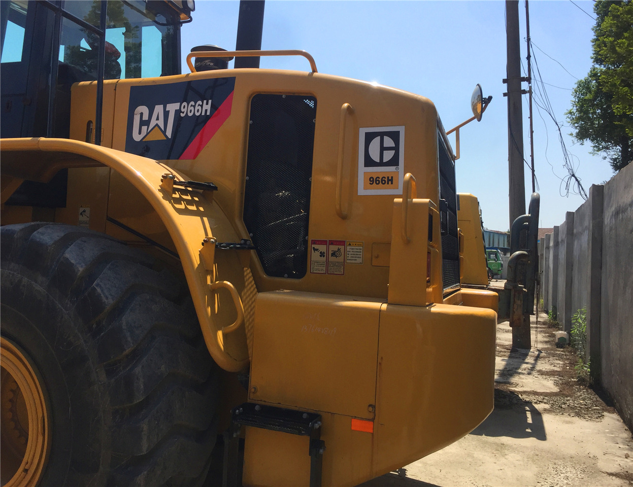 Chargeuse sur pneus CATERPILLAR Wheel Loader 966H Click Here for Discount
