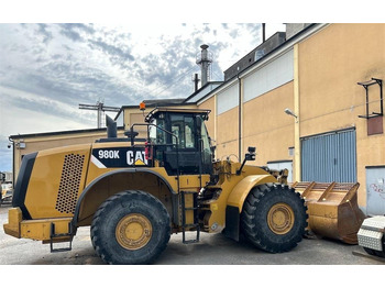 Chargeuse sur pneus CATPILLAR 980K 