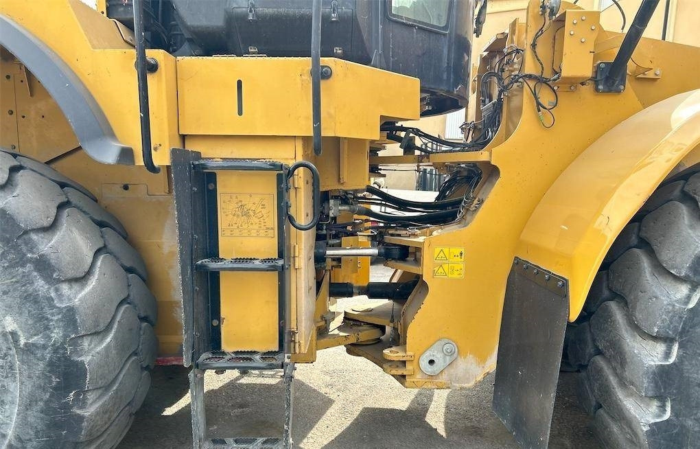Chargeuse sur pneus CATPILLAR 980K