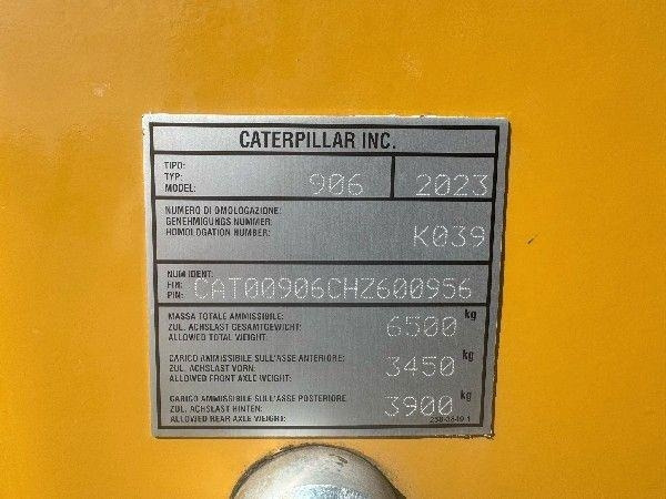 Chargeuse sur pneus CAT 906