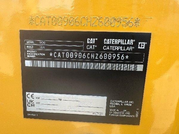 Chargeuse sur pneus CAT 906