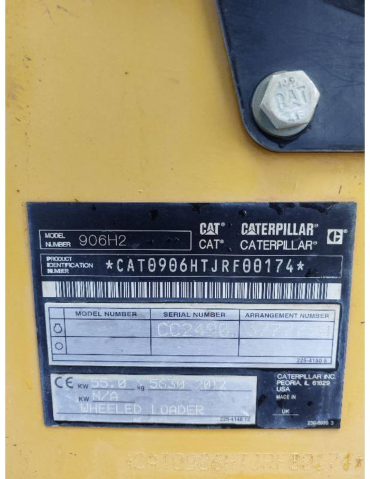 Chargeuse sur pneus CAT 906H2
