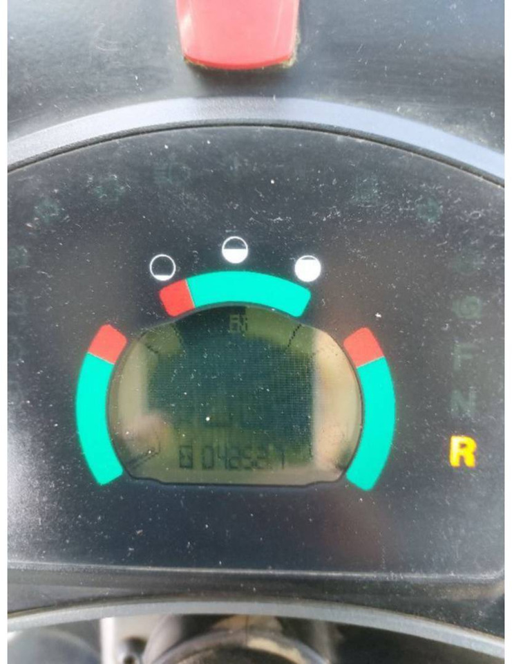 Chargeuse sur pneus CAT 906H2