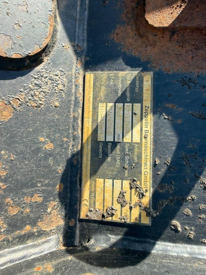 Chargeuse sur pneus CAT 906M 1831h