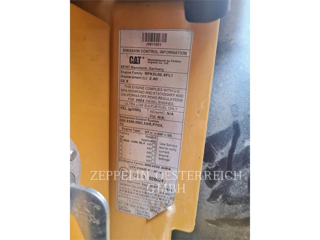 Chargeuse sur pneus CAT 906-14