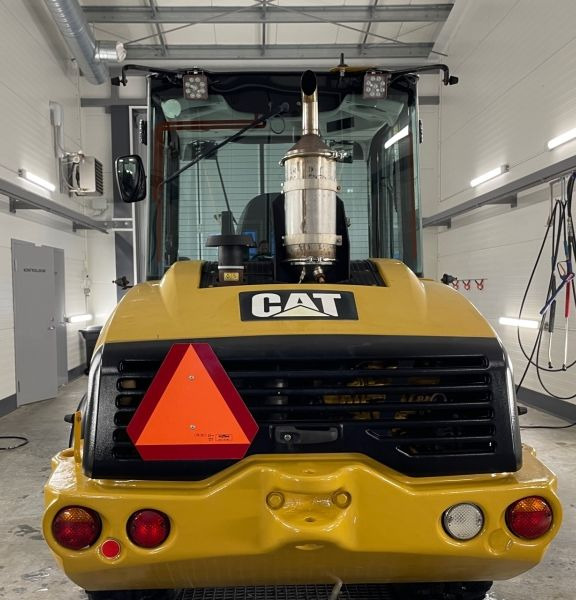 Chargeuse sur pneus CAT 906 H 2