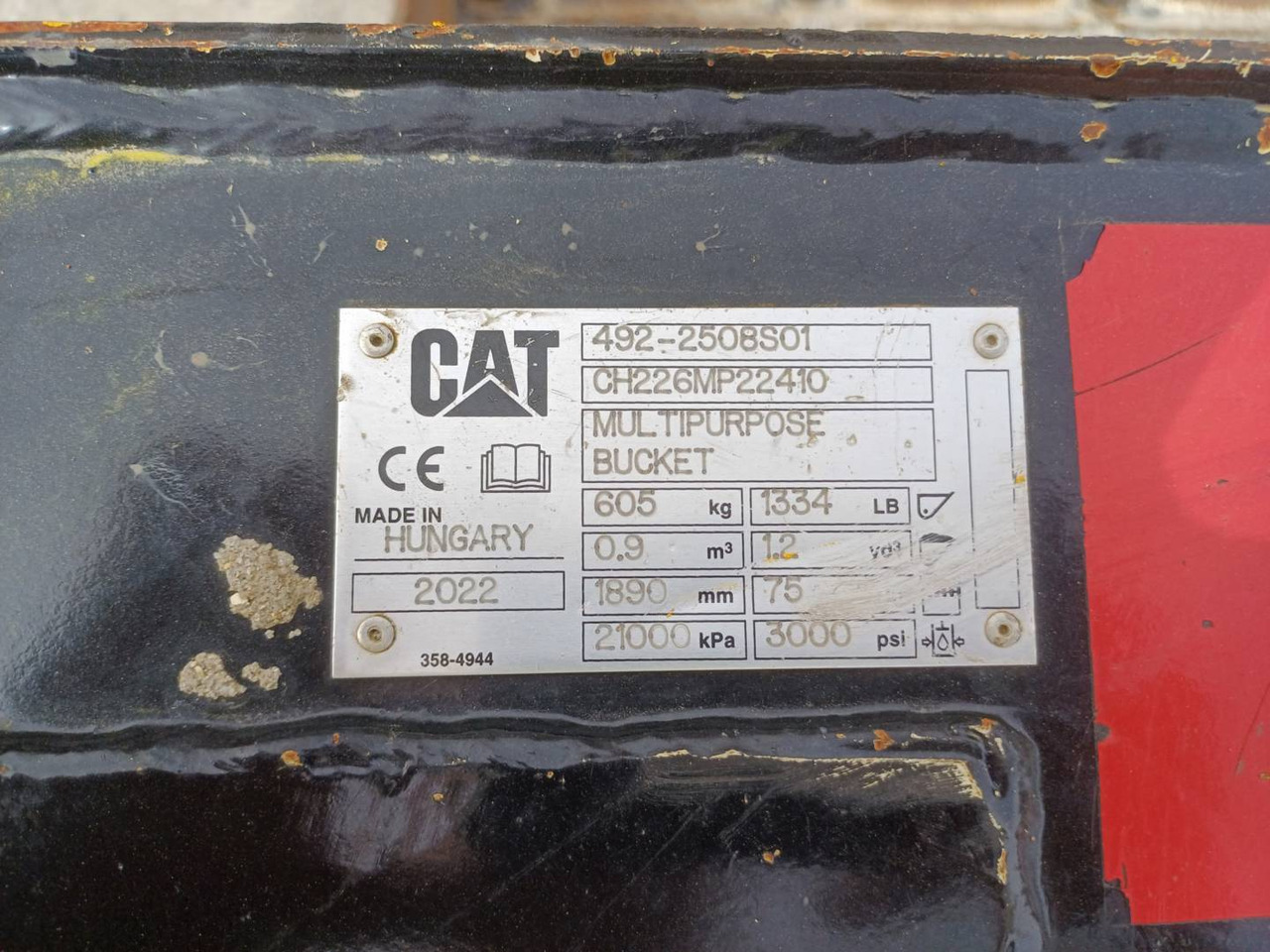 Chargeuse sur pneus CAT 906 M