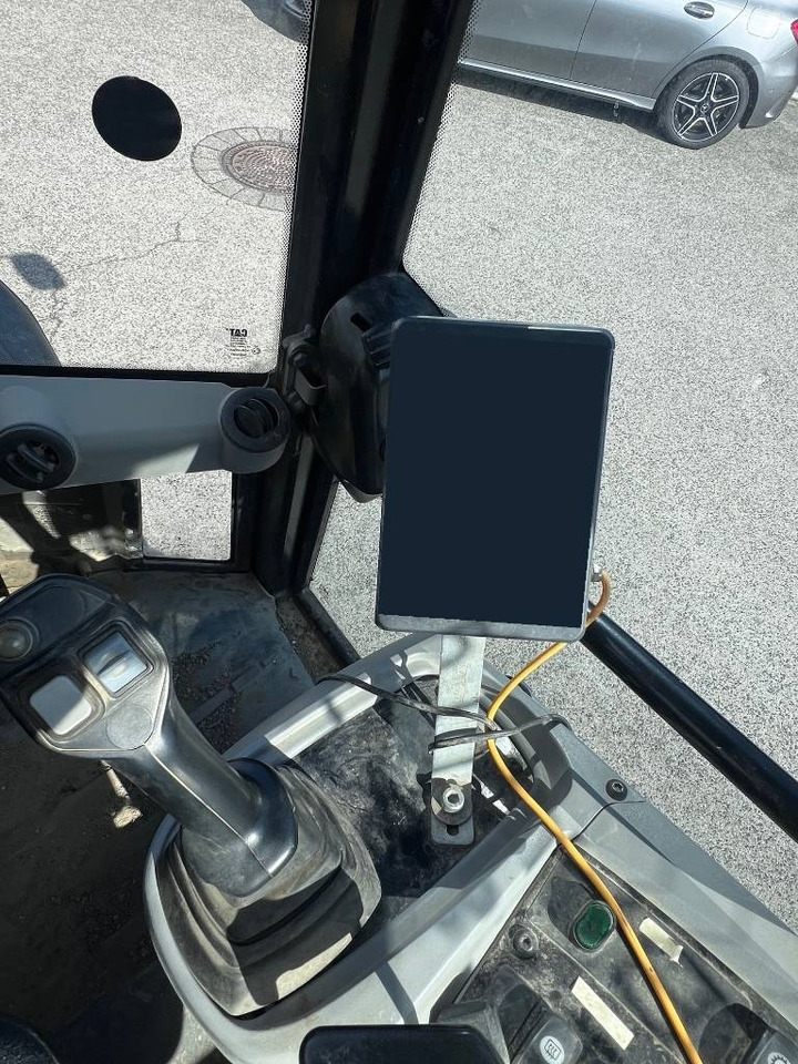 Chargeuse sur pneus CAT 907H2 35Km/h EPA - CE