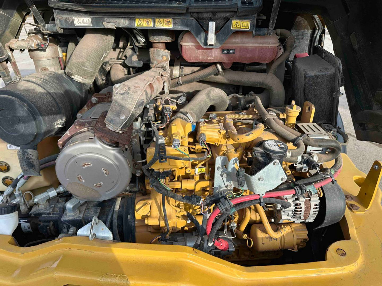 Chargeuse sur pneus CAT 907M