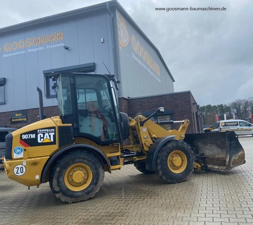 Chargeuse sur pneus CAT 907 M
