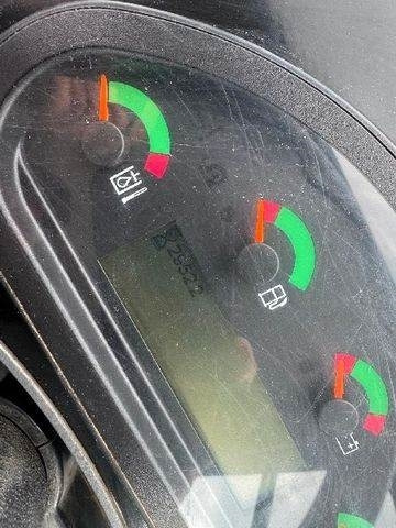 Chargeuse sur pneus CAT 908