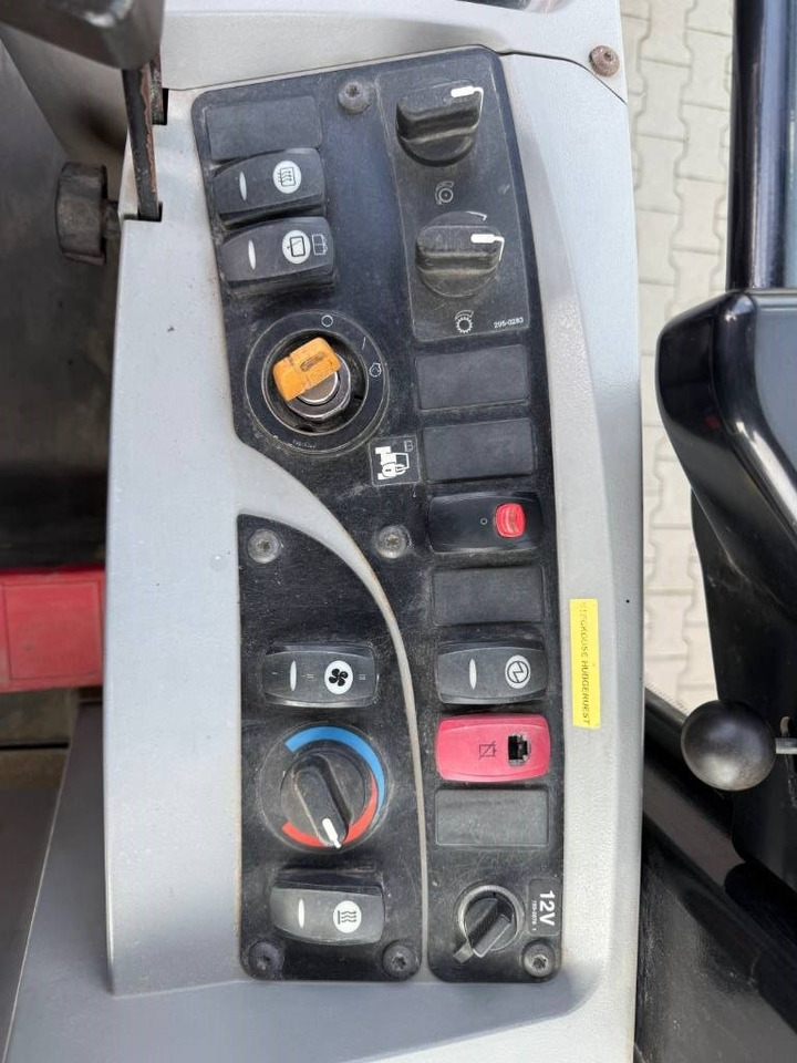 Chargeuse sur pneus CAT 908 H