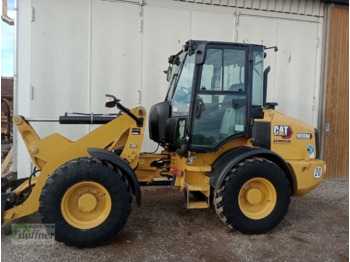 Chargeuse sur pneus CAT 908 M