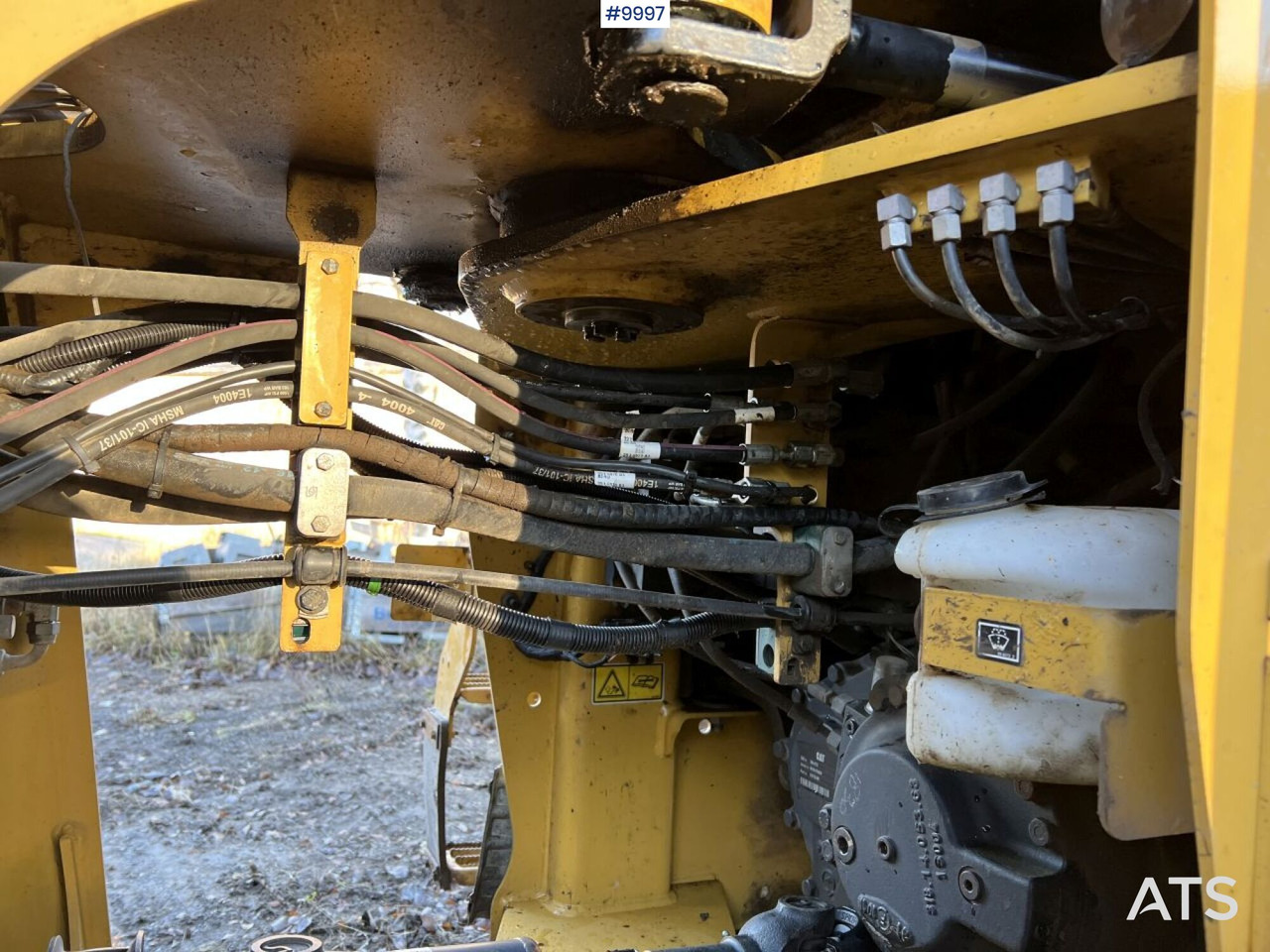 Chargeuse sur pneus CAT 910K Wheel Loader (VIDEO)