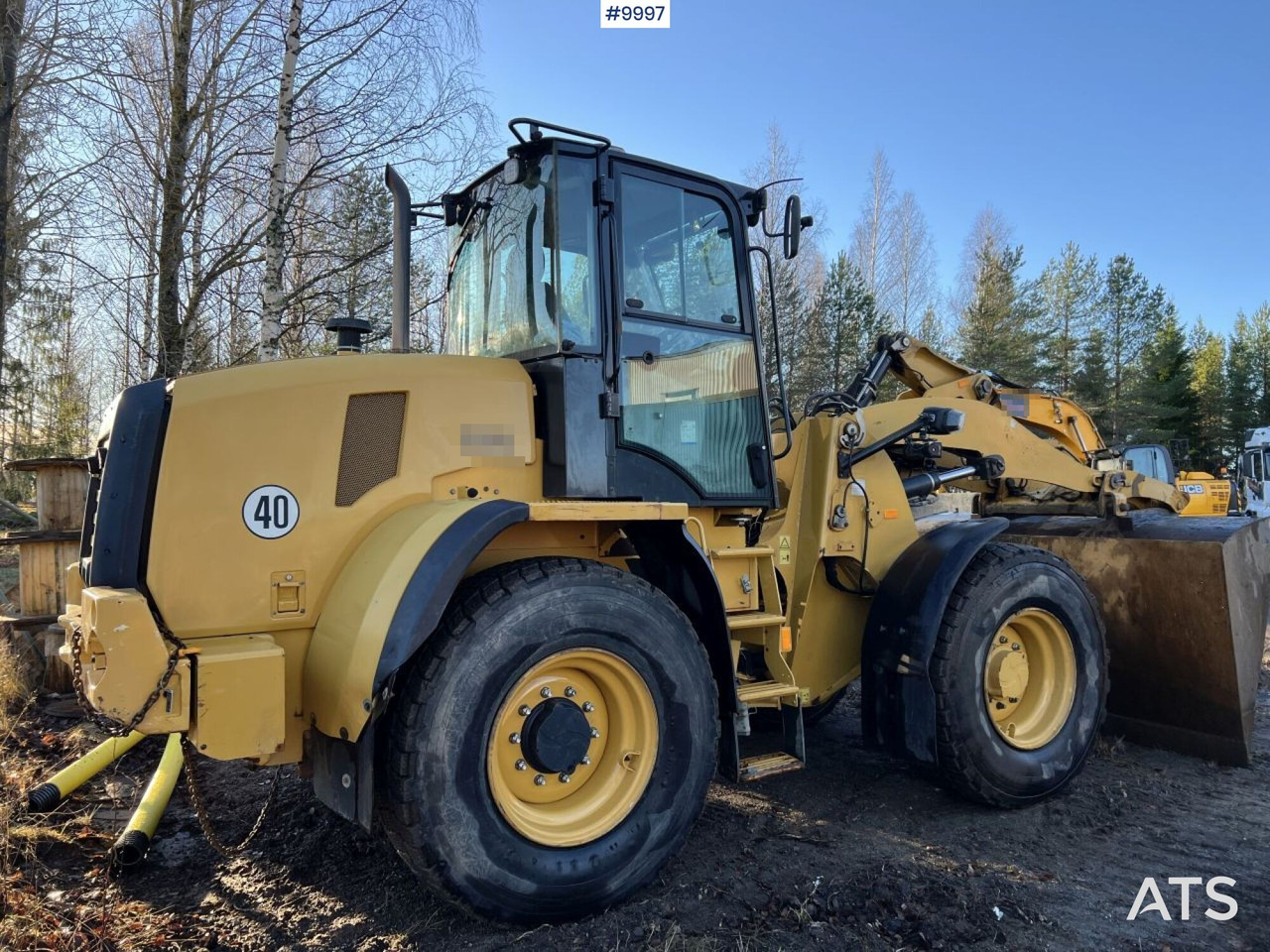 Chargeuse sur pneus CAT 910K Wheel Loader (VIDEO)