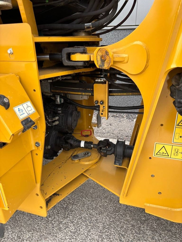 Chargeuse sur pneus CAT 918 M