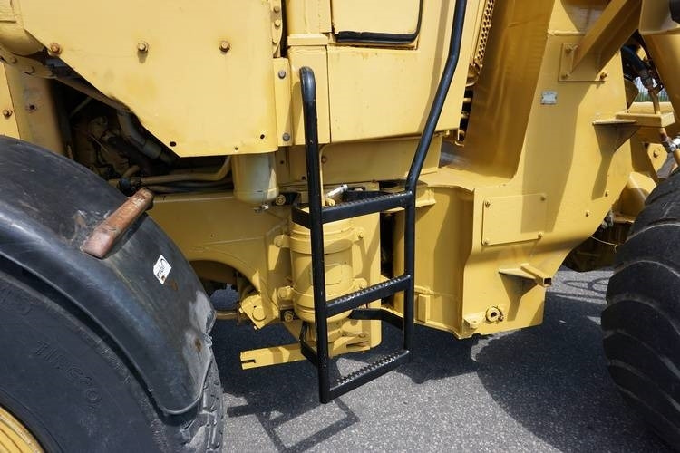 Chargeuse sur pneus CAT 920