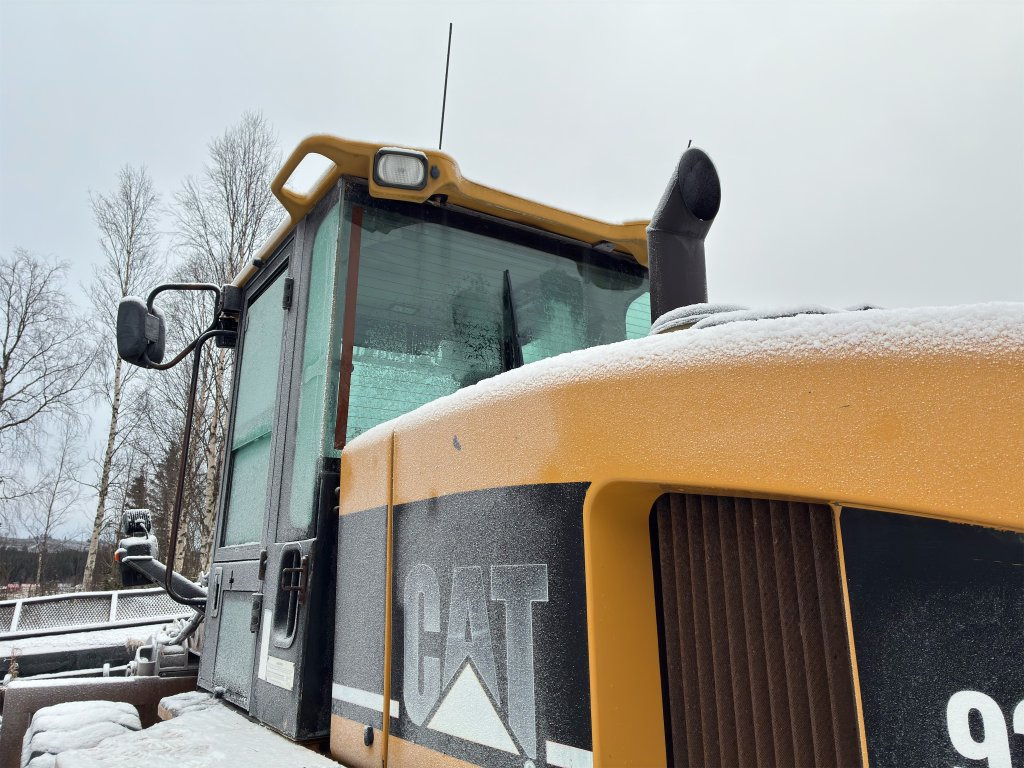 Chargeuse sur pneus CAT 924G