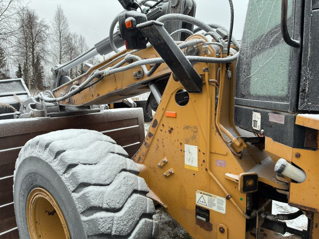 Chargeuse sur pneus CAT 924G