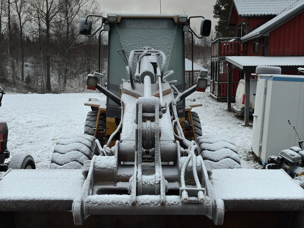 Chargeuse sur pneus CAT 924G