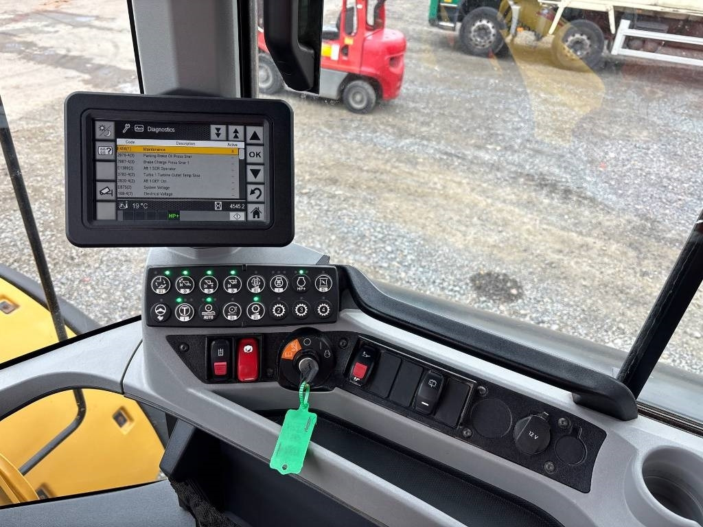 Chargeuse sur pneus CAT 926M