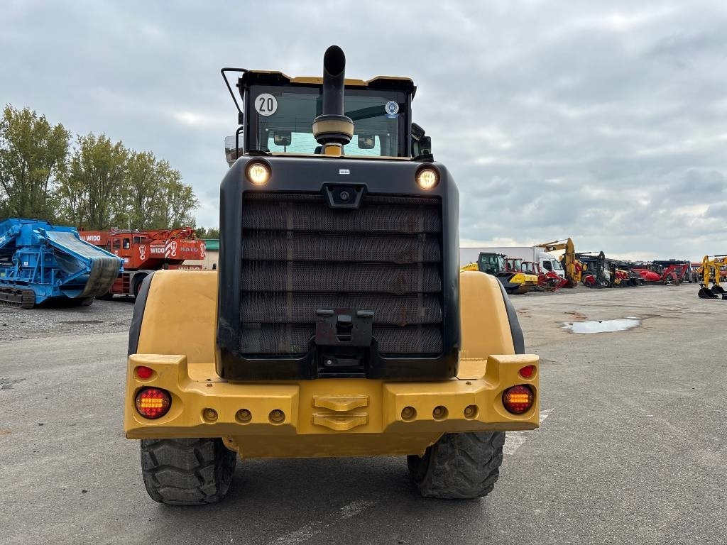 Chargeuse sur pneus CAT 926M